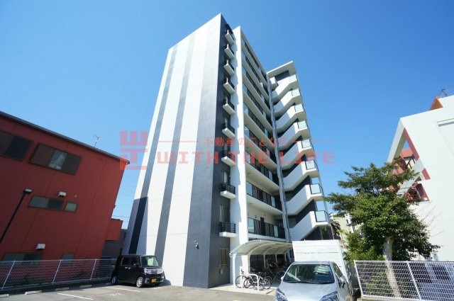 カサグランデ本町【10,000円キャッシュバック対象物件】の外観|落ち着いた雰囲気の外観です