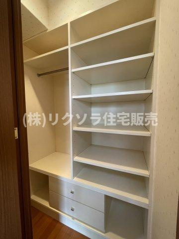 ロイヤルアーク東香里園町の収納|洋室6.3帖内
■物件内覧・資金計画相談・住宅ローン相談、リフォーム相談、お問合せ受付中■
※当日・翌日のご内覧、ご相談はお電話でのお問合せがスムーズです！