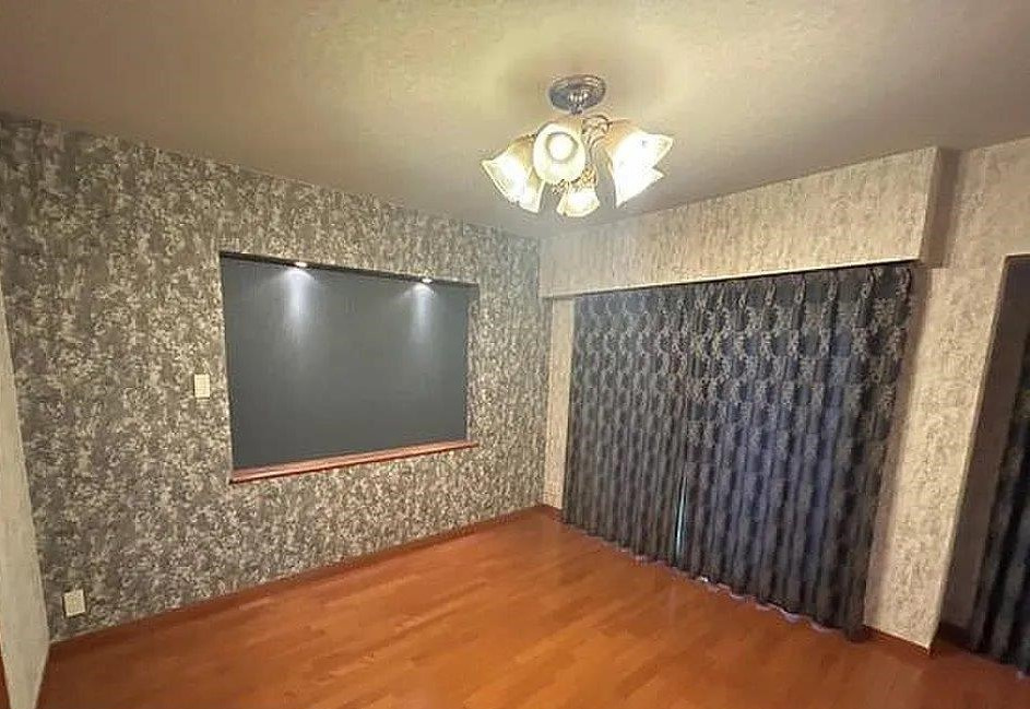 ロイヤルアーク東香里園町の居間・リビング|LDK17.9帖
■物件内覧・資金計画相談・住宅ローン相談、リフォーム相談、お問合せ受付中■
※当日・翌日のご内覧、ご相談はお電話でのお問合せがスムーズです！