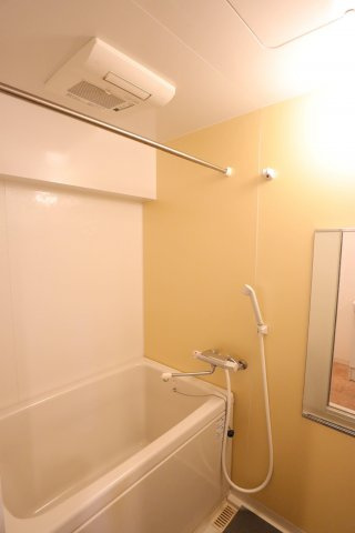 新大阪パークハイツの浴室