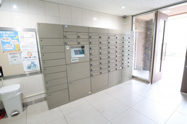 新大阪パークハイツのその他|メールボックス・宅配ボックス