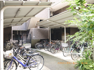 【その他共用部分】 | 敷地内に、専用駐車場有ります