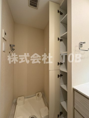 【収納】 | シティテラス吉祥寺南ノース棟 | 脱衣スペース　収納※クリーニング完了前※