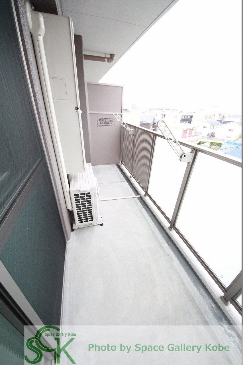 アズール西明石のバルコニー|※お部屋により仕様が異なる場合があります