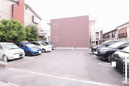 アリアーテ西明石の駐車場