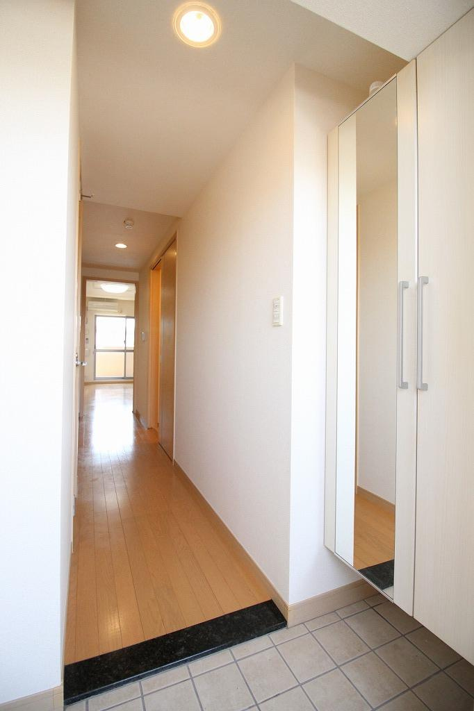 ヴィダ・アルボレスの玄関|※お部屋により仕様が異なる場合があります