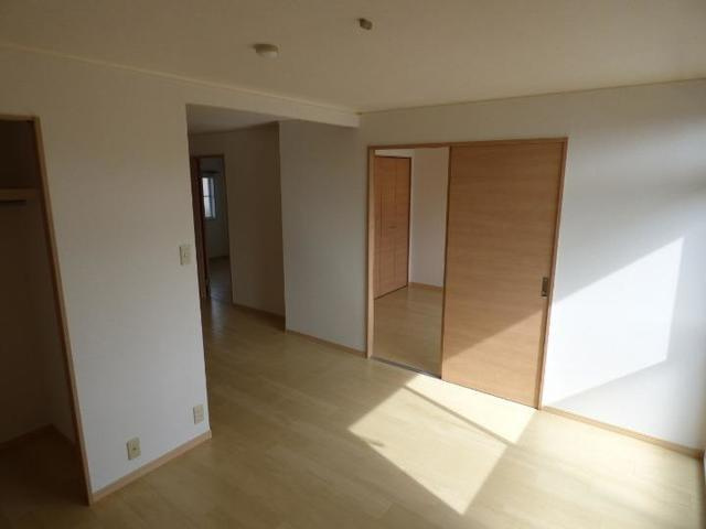 カームハイツ住吉の居間・リビング
