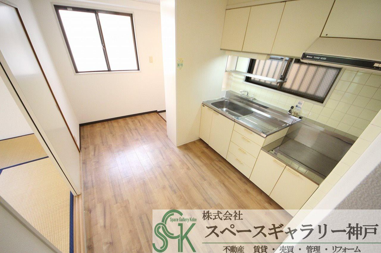 グッドライフ西神戸の居間・リビング|※お部屋により仕様が異なる場合があります。
