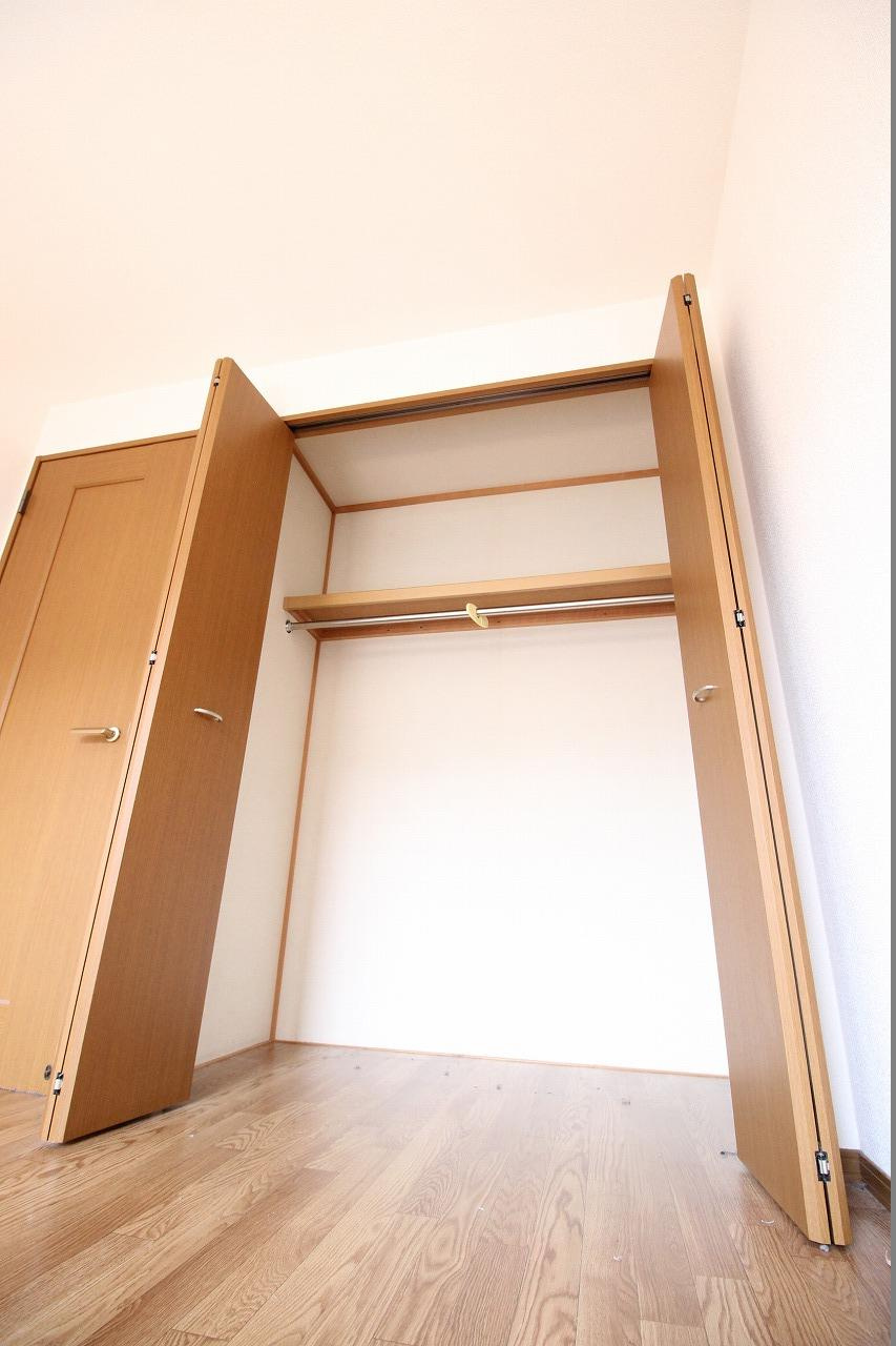 クラインベルクA棟の収納|※お部屋により仕様が異なる場合があります