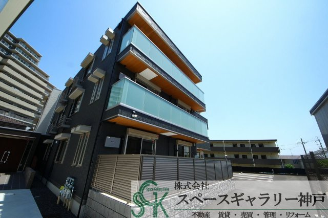 グラン　セレーナ　オオクボの外観