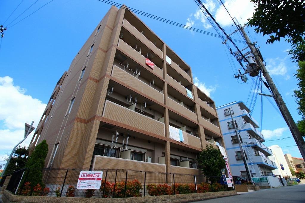 クリーモア・クラの外観