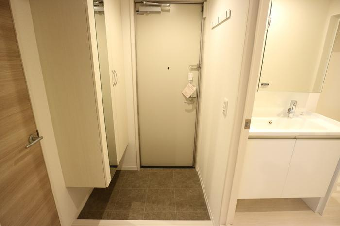 クレール林崎の玄関
