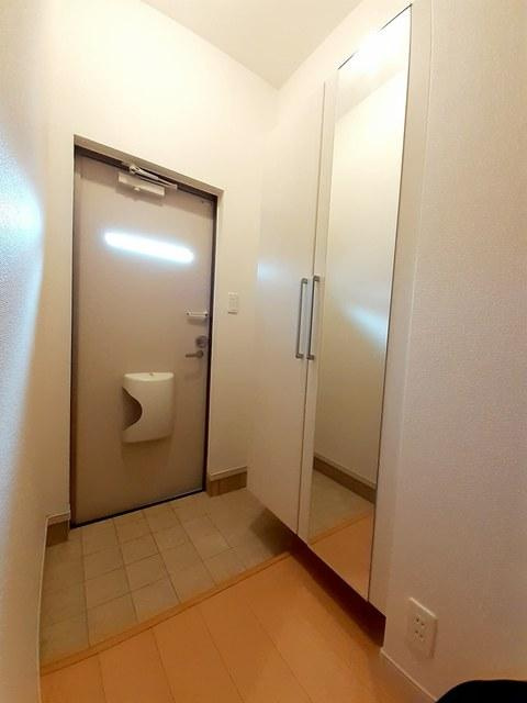 サンガーデンⅢの玄関