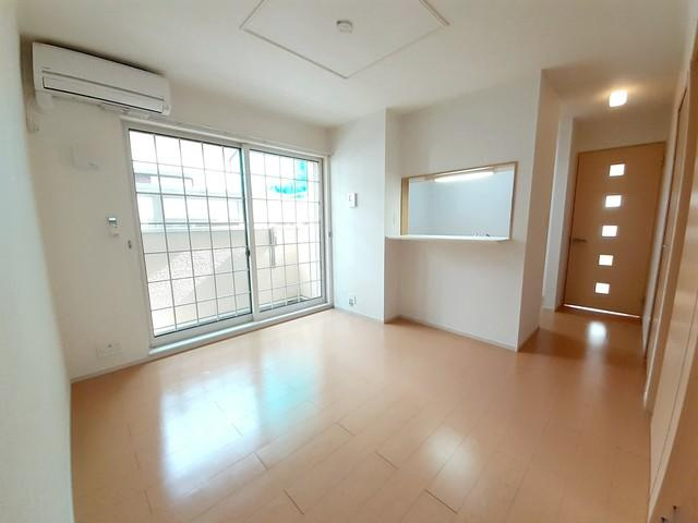 シーパレス参番館の居間・リビング
