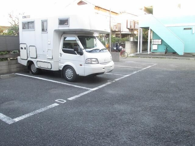 ベルハイツの駐車場