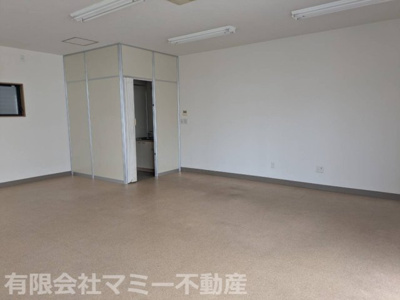 【居間・リビング】 | 昌栄町店舗事務所K