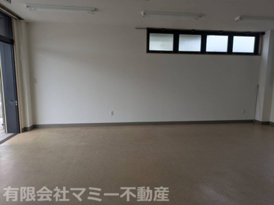 【居間・リビング】 | 昌栄町店舗事務所K