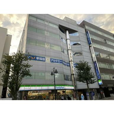 本厚木ケイビルの外観