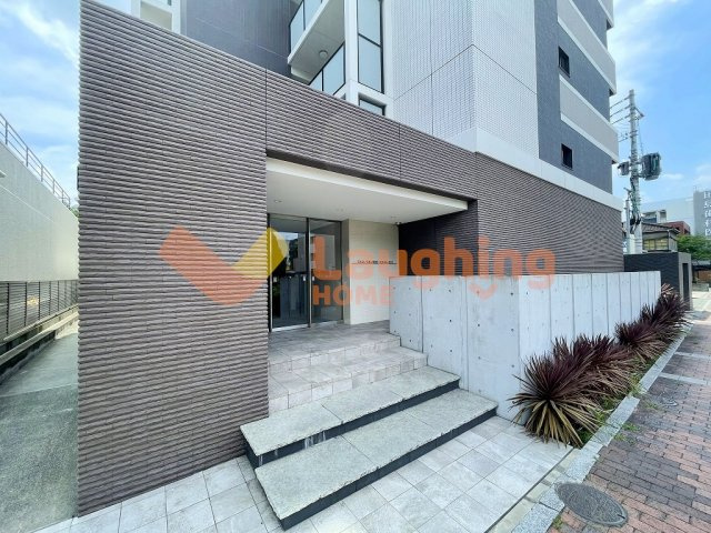 カサグランデ本町のエントランス|毎日通るエントランスはこのようになっています