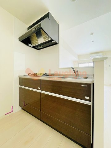 カサグランデ本町のキッチン|コンパクトなキッチンで掃除もラクラク