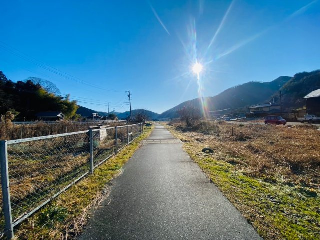売土地　揖斐郡揖斐川町谷汲長瀬　59.94坪の前面道路含む現地写真