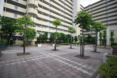 【その他共用部分】 | ディオ・フェルティ草津 | 広場