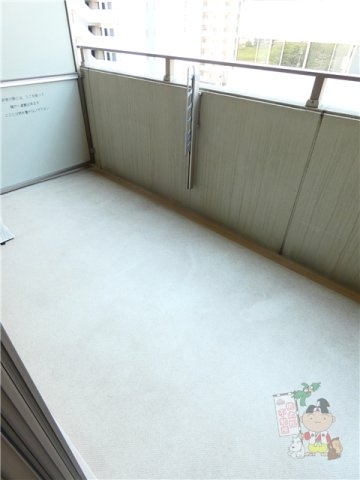 ｓｉｎ　ｋｅｒｕｕｘｕ　ｔｅｒａのバルコニー