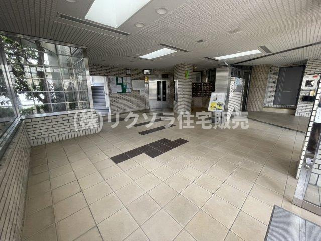 コスモ光善寺のエントランス|■物件内覧・資金計画相談・住宅ローン相談、リフォーム相談、お問合せ受付中■
※当日・翌日のご内覧、ご相談はお電話でのお問合せがスムーズです！