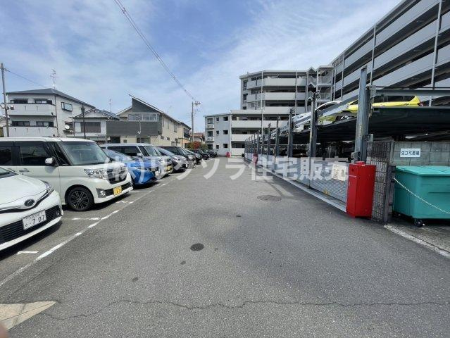 コスモ光善寺の駐車場|■物件内覧・資金計画相談・住宅ローン相談、リフォーム相談、お問合せ受付中■
※当日・翌日のご内覧、ご相談はお電話でのお問合せがスムーズです！