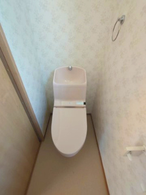 【築浅中古住宅】富士見市渡戸のトイレ