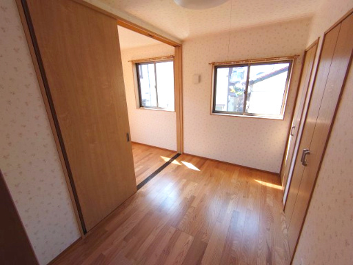 【築浅中古住宅】富士見市渡戸の洋室|2Ｆ洋室