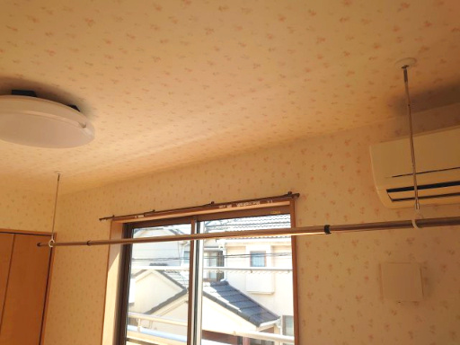 【築浅中古住宅】富士見市渡戸の設備|室内で洗濯物が干せる。花粉や悪天候の時に役に立ちますね