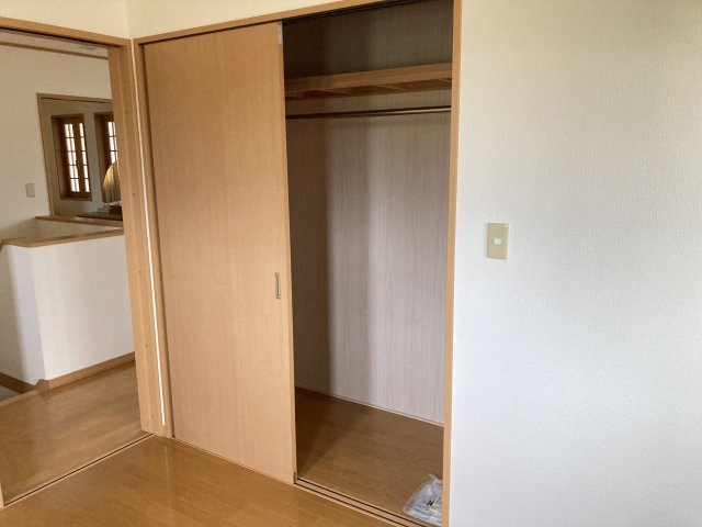 前橋市川原町　中古住宅の収納