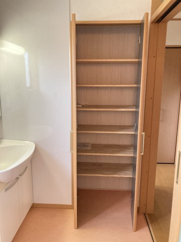 前橋市川原町　中古住宅の収納