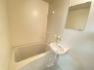 【浴室】 | アーシャーハウス C