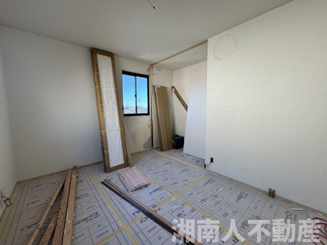 鎌倉市西鎌倉３丁目戸建ての洋室|きれいな洋室です