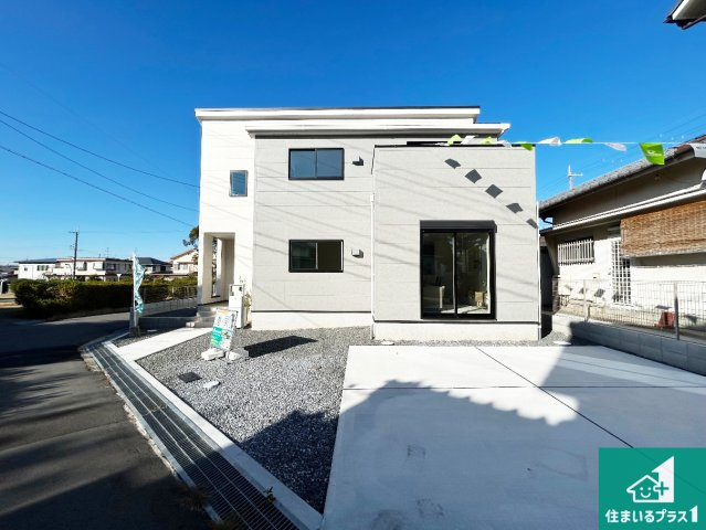 羽曳野市羽曳が丘西　第24-1期　新築一戸建ての外観|お客様に長く安心して住んでいだだける事にこだわった家づくり！住んでからのアフターサービスにもしっかりと取り組んでいます！