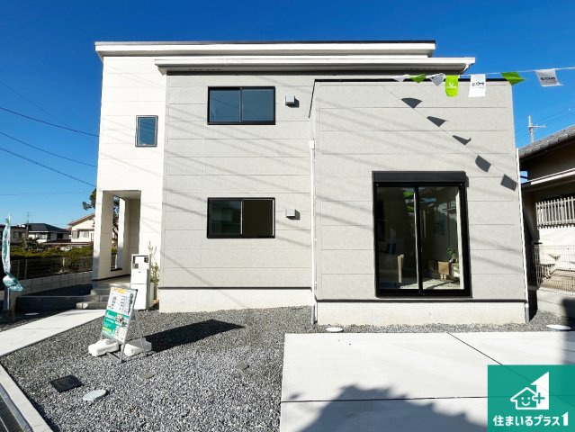 羽曳野市羽曳が丘西　第24-1期　新築一戸建ての外観|安心の10年保証！外観を美しく保ち、雨水で汚れを落とします！気になることがありましたら、お気軽にお問い合わせください！