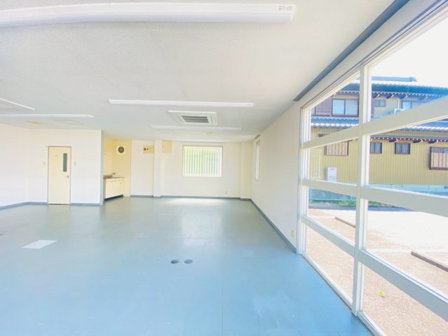 今川町事務所の内装