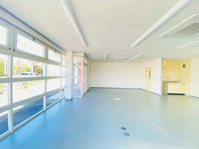 今川町事務所の内装