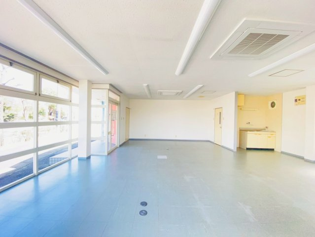 今川町事務所の内装