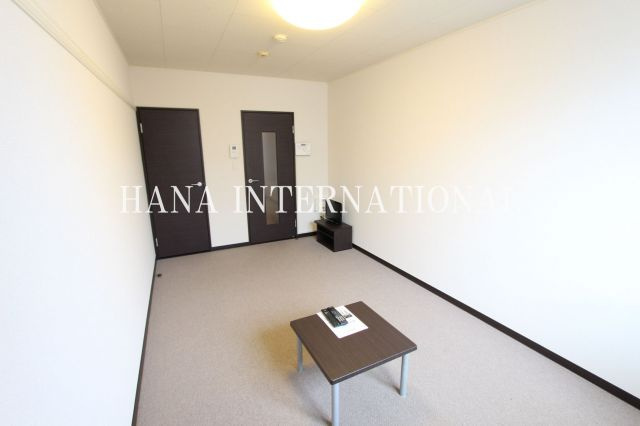 レオパレスステラの洋室