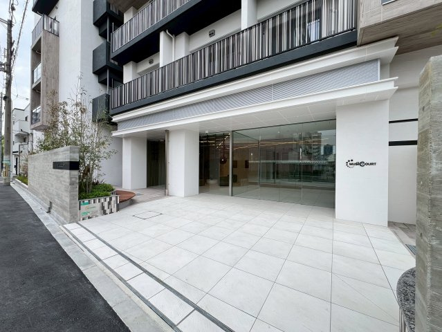 【エントランス】 | THE MUSIC COURT