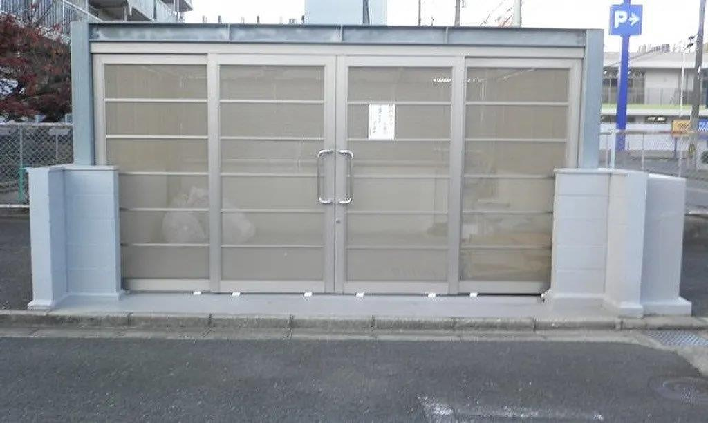 住道グランドコーポのその他共用部分|ゴミ捨て場
■物件内覧・資金計画相談・住宅ローン相談、リフォーム相談、お問合せ受付中■
※当日・翌日のご内覧、ご相談はお電話でのお問合せがスムーズです！