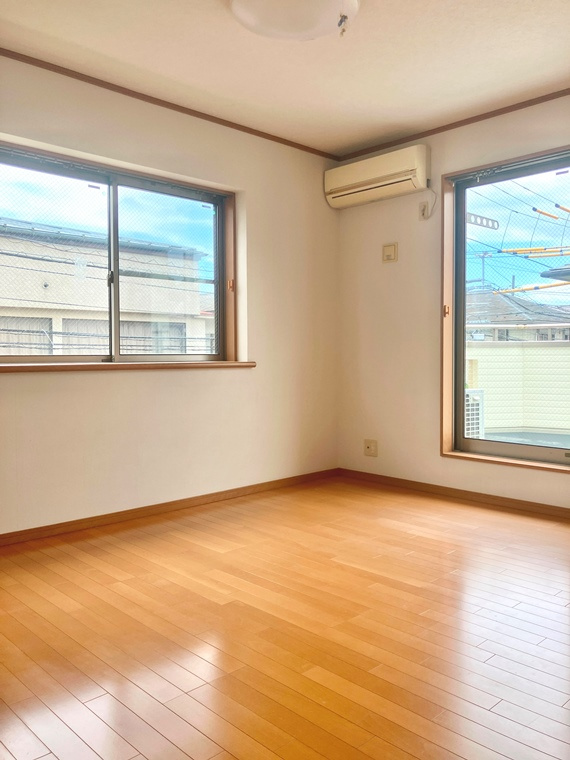 戸室戸建の寝室