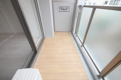 【バルコニー】 | エスリード弁天町桜通レジデンス | 陽当たり良好なバルコニーです