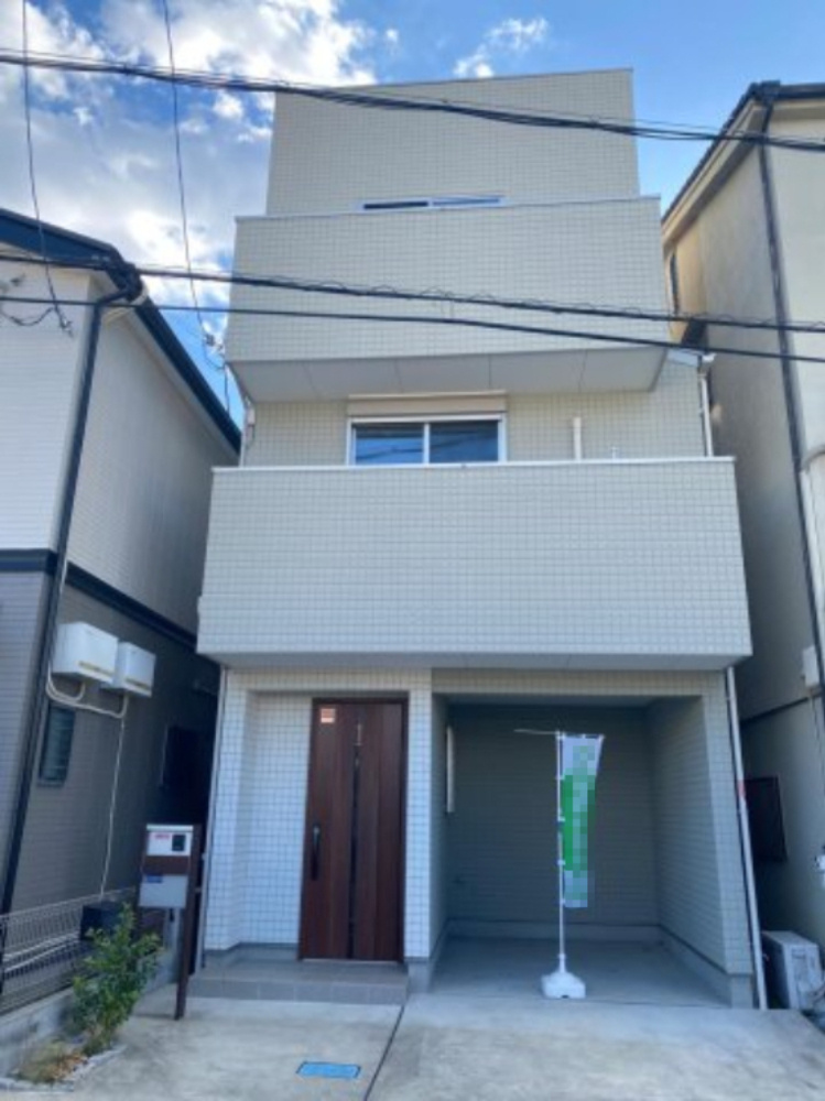 緑が丘２丁目　中古一戸建ての駐車場|ビルトインガレージ
■物件内覧・資金計画相談・住宅ローン相談、リフォーム相談、お問合せ受付中■
※当日・翌日のご内覧、ご相談はお電話でのお問合せがスムーズです！