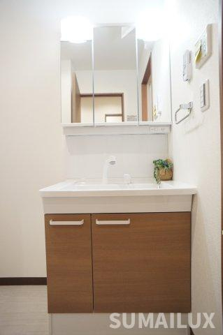 熊本市中央区水前寺２丁目の賃貸マンションの独立洗面台