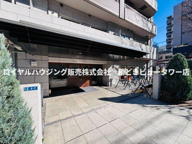 【エントランス】