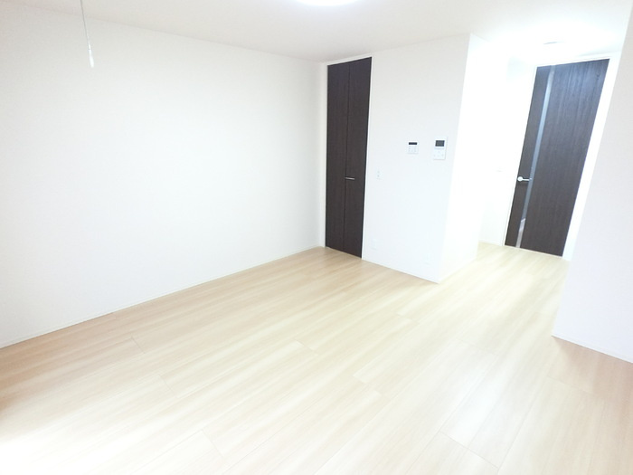 カスタリアAの居間・リビング